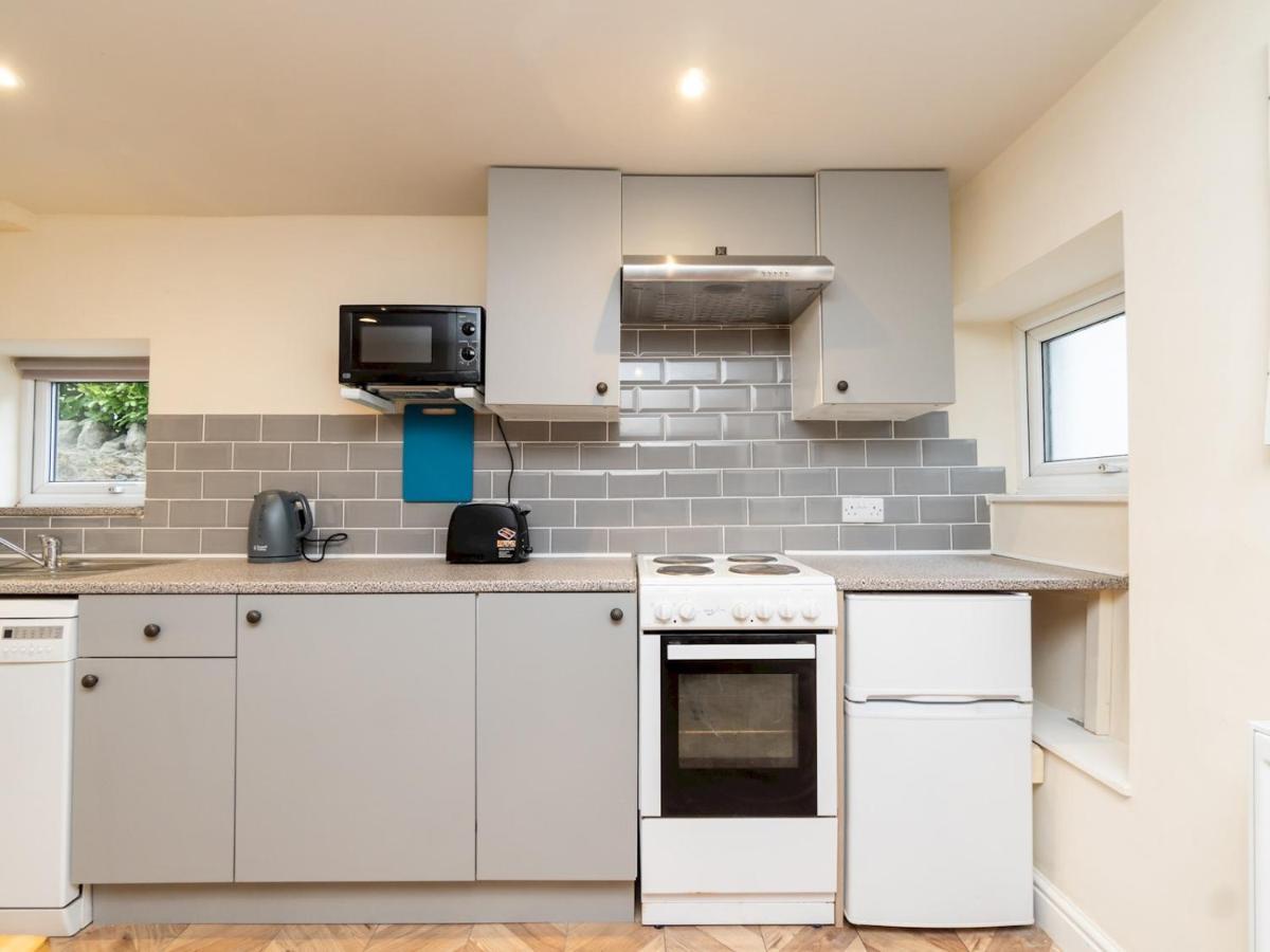 Pass The Keys Lovely 1 Bed Apartment With Free Parking บาธ ภายนอก รูปภาพ
